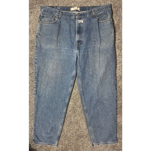 Levis 560 Jeans Mens 44X32 Loose Comfort Fit  Denim Blue Dark Wash Denim - Picture 1 of 7